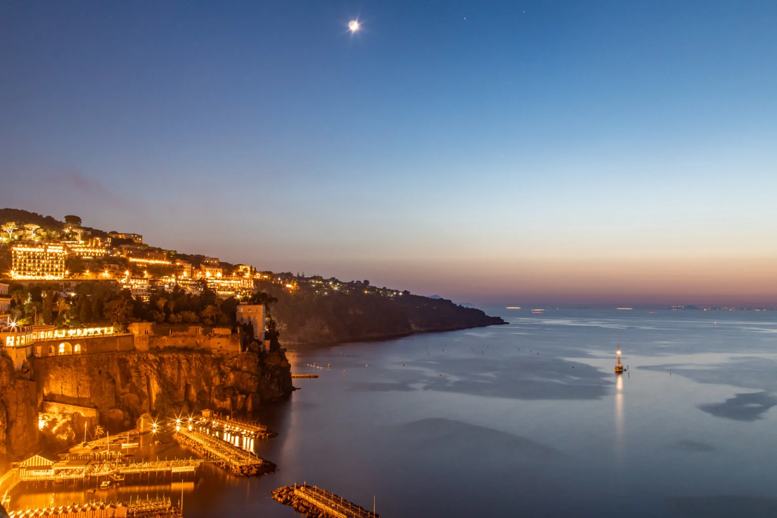 bluehour2-1536x1024
